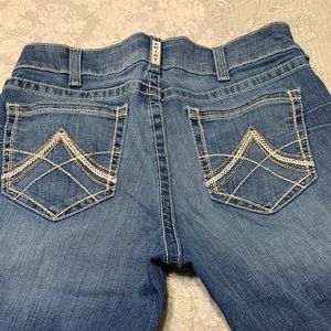 Ariat 32R straight leg worn twice.